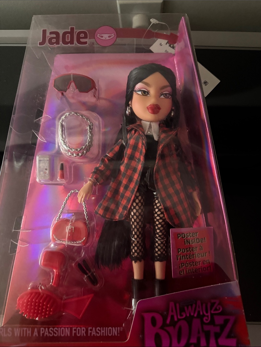 Jade Bratz Fashion Doll - Black & Red Outfit